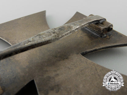 an_iron_cross_first_class1939_by_wilhelm_deumer,_lüdenscheid_a_1843