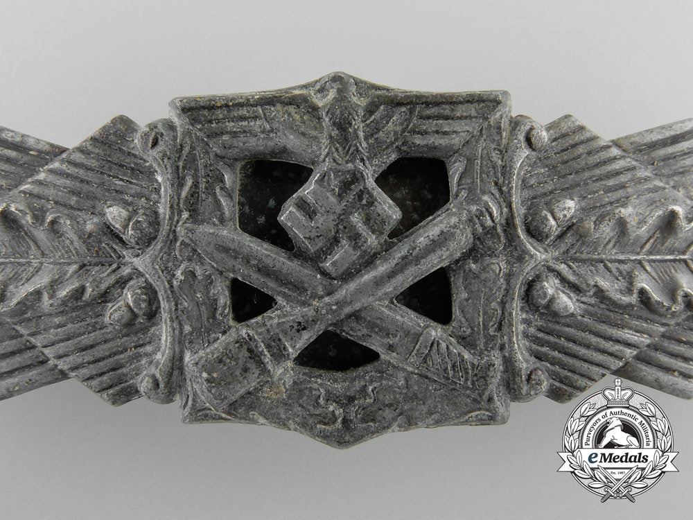 a_close_combat_clasp;_bronze_grade_by_friedrich_linden,_lüdenscheid_a_1851