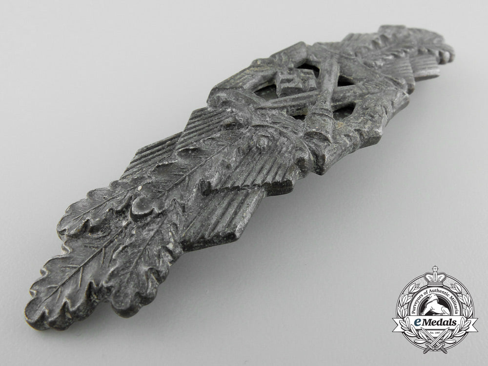 a_close_combat_clasp;_bronze_grade_by_friedrich_linden,_lüdenscheid_a_1853