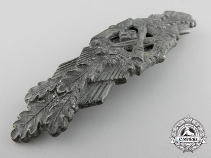 a_close_combat_clasp;_bronze_grade_by_friedrich_linden,_lüdenscheid_a_1853