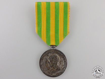 a1883-1885_french_tonkin_campaign_medal;_navy_version_a_1883_1885_fren_55661069b5a32_6