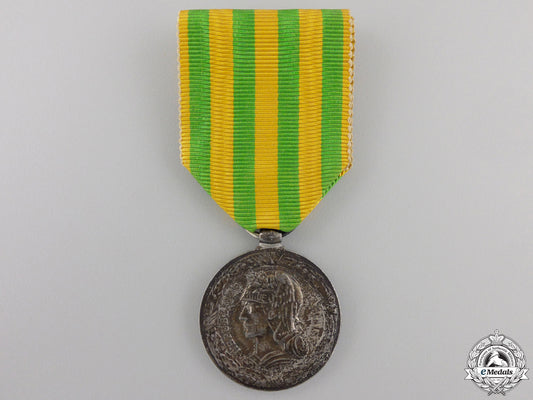 a1883-1885_french_tonkin_campaign_medal;_navy_version_a_1883_1885_fren_55661069b5a32_6