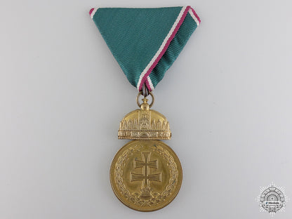 a1922_hungarian_officer’s_merit_medal_a_1922_hungarian_54773ed3c561a