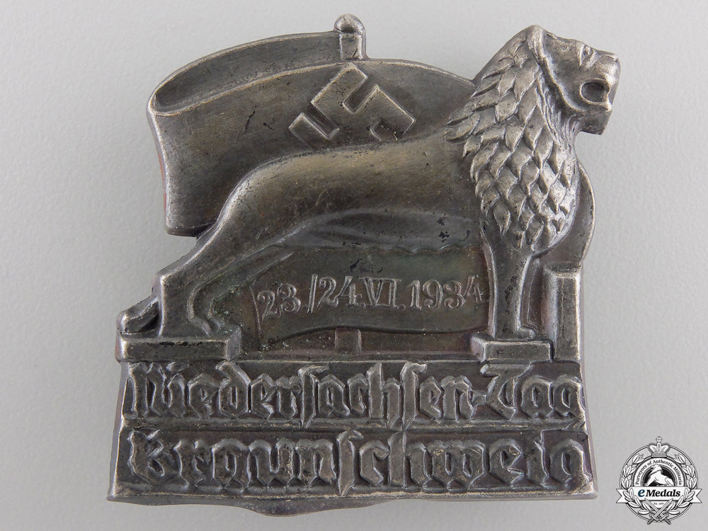 a1934_lower_saxony_day,_brunswick_tinnie_a_1934_lower_sax_556dc49bcf79b