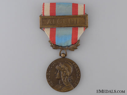 a1958_french_medal_for_operations_in_north_africa;_algerie_a_1958_french_me_53c918d4ed2a0