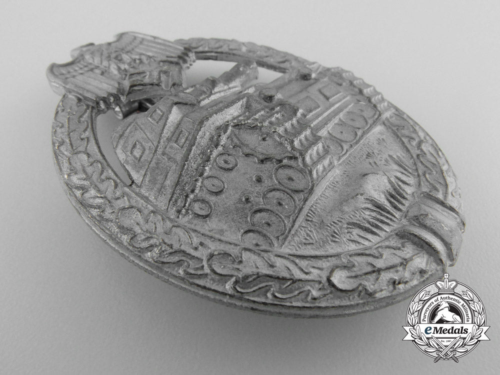 a_mint_silver_grade_tank_assault_badge_a_2695