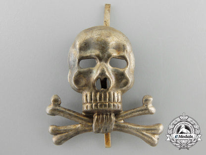 a_braunschweiger_totenkopf(_skull)_officer’s_cap_insignia_for_the_infantry_regiment_nr.92_or_hussars.17_a_2729