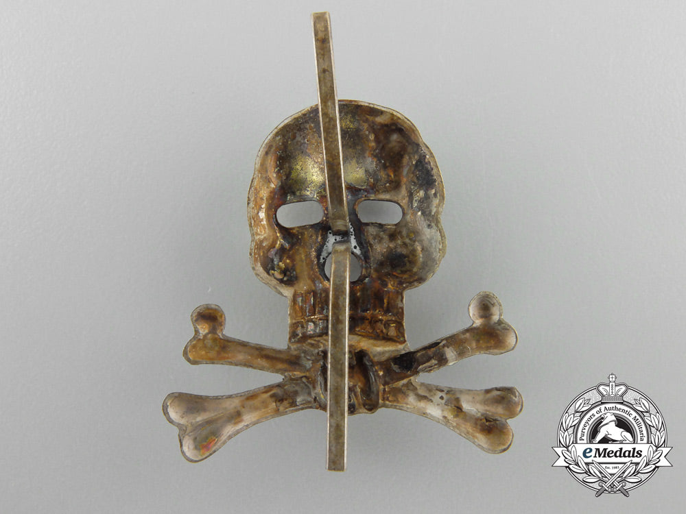 a_braunschweiger_totenkopf(_skull)_officer’s_cap_insignia_for_the_infantry_regiment_nr.92_or_hussars.17_a_2730