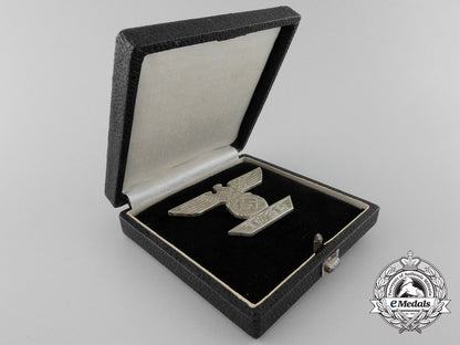 a_clasp_to_the_iron_cross1939_by_b.h._mayer;1_st_class_with_case_a_2770