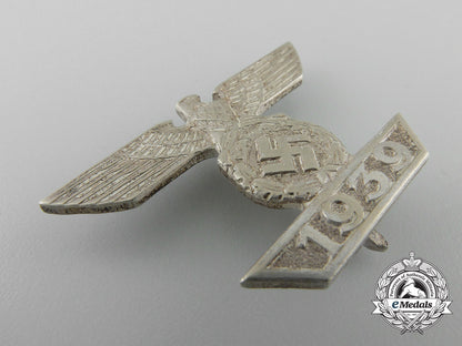 a_clasp_to_the_iron_cross1939_by_b.h._mayer;1_st_class_with_case_a_2773