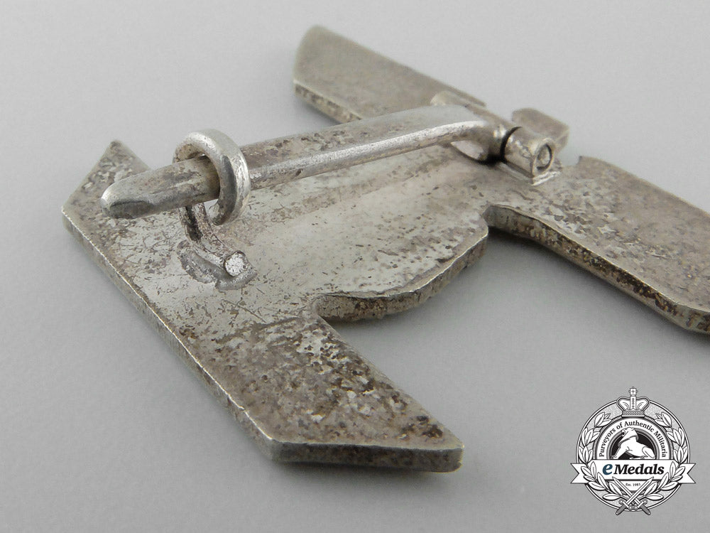 a_clasp_to_the_iron_cross1939_by_b.h._mayer;1_st_class_with_case_a_2775
