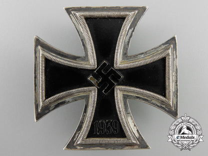 an_iron_cross_first_class1939,_by_wächtler&_lange_a_2842
