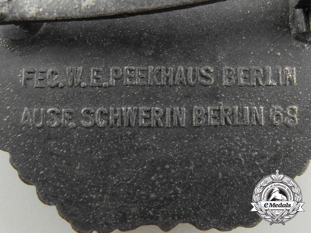 a_kriegsmarine_e-_boat_badge_by_schwerin;_second_version_a_2852_1