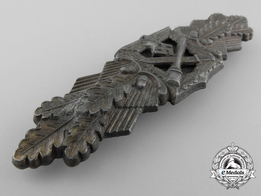 a_bronze_grade_close_combat_clasp_by_funcke&_brüninghaus_a_2952