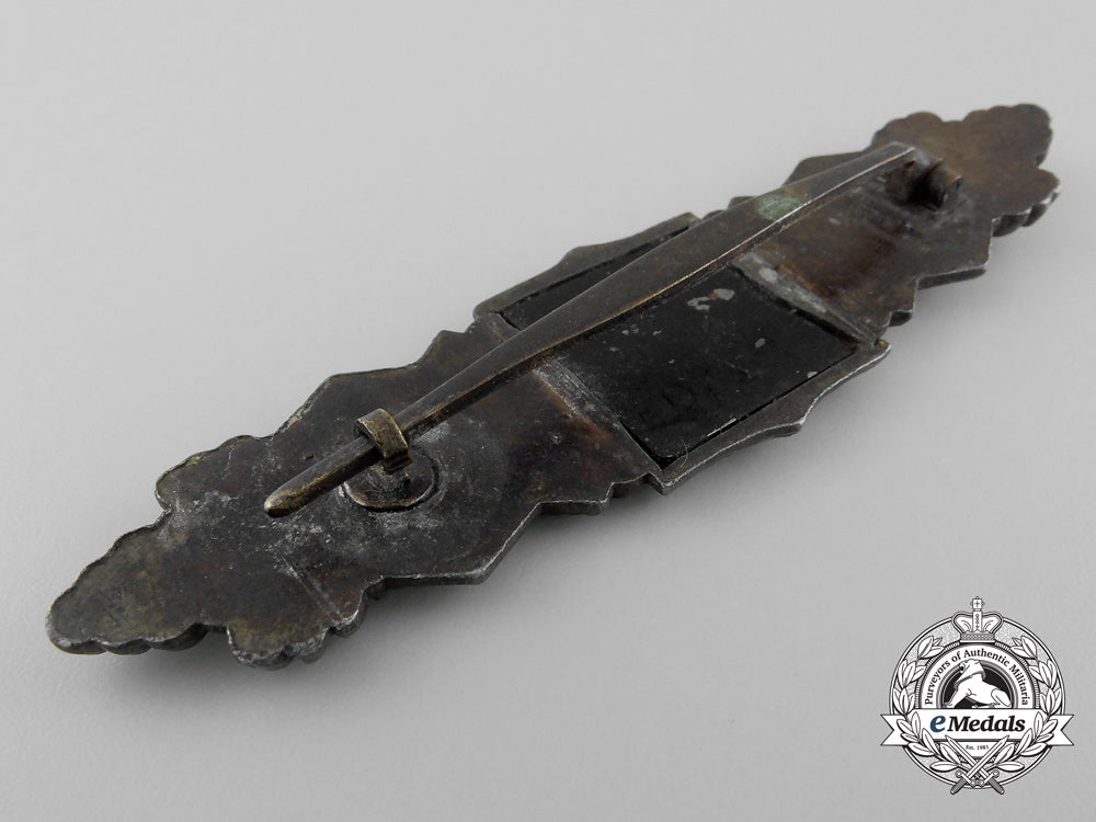 a_bronze_grade_close_combat_clasp_by_funcke&_brüninghaus_a_2953