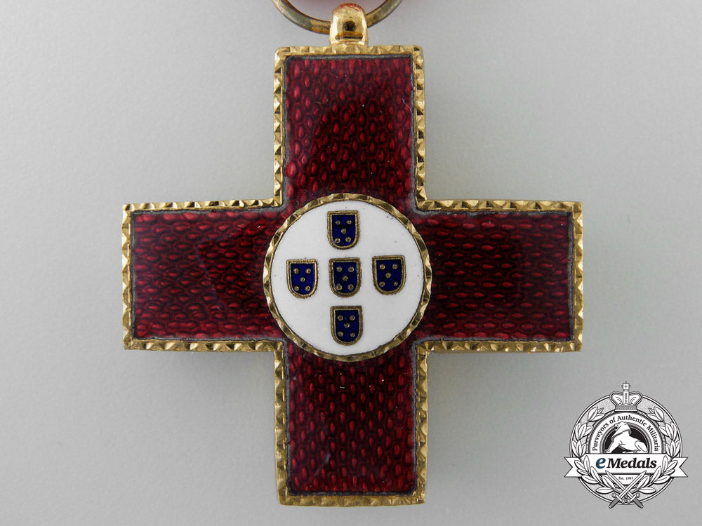portugal,_kingdom._a_red_cross_merit_medal;_officer's_breast_cross_a_3143_1_1_1_1