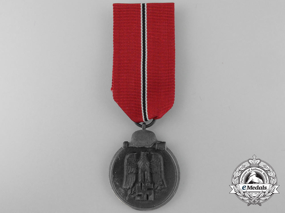 a1941/42_east_medal_with_packet_by_steinhauer&_luck_a_3465