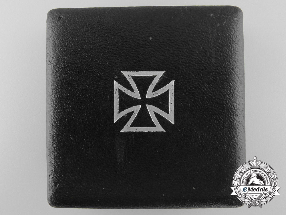 an_iron_cross_first_class1939_by_c._f._zimmermann,_pforzheim_a_3521