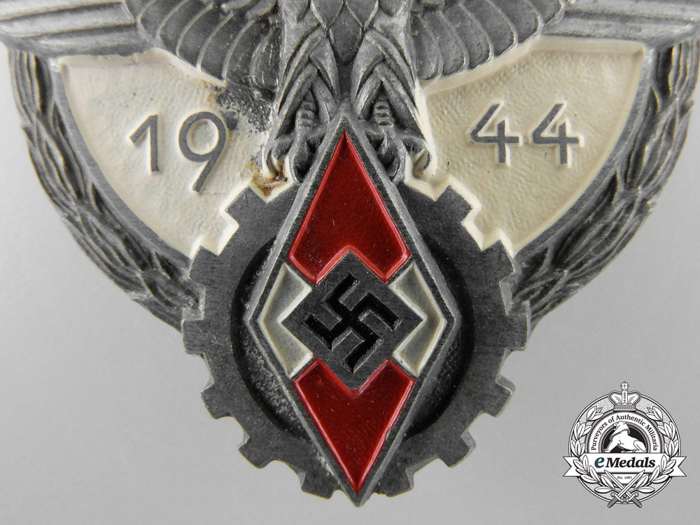 a_victors_badge_in_the_national_trade_competition,_by_gustav_brehmer_a_3533