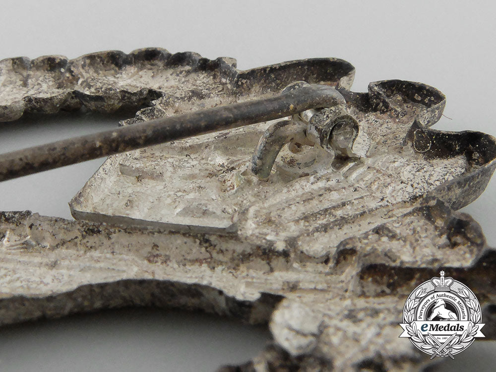 a_near_mint_tombac_infantry_assault_badge;_silver_grade_a_3629