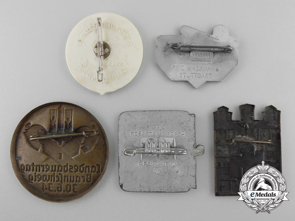 a_lot_of_five_german_tinnies&_badges_a_3661