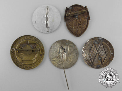 a_lot_of_five_german_tinnies&_badges_a_3663
