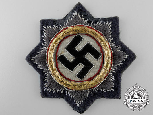 a_luftwaffe_issue_german_cross_in_gold;_cloth_version_a_3693