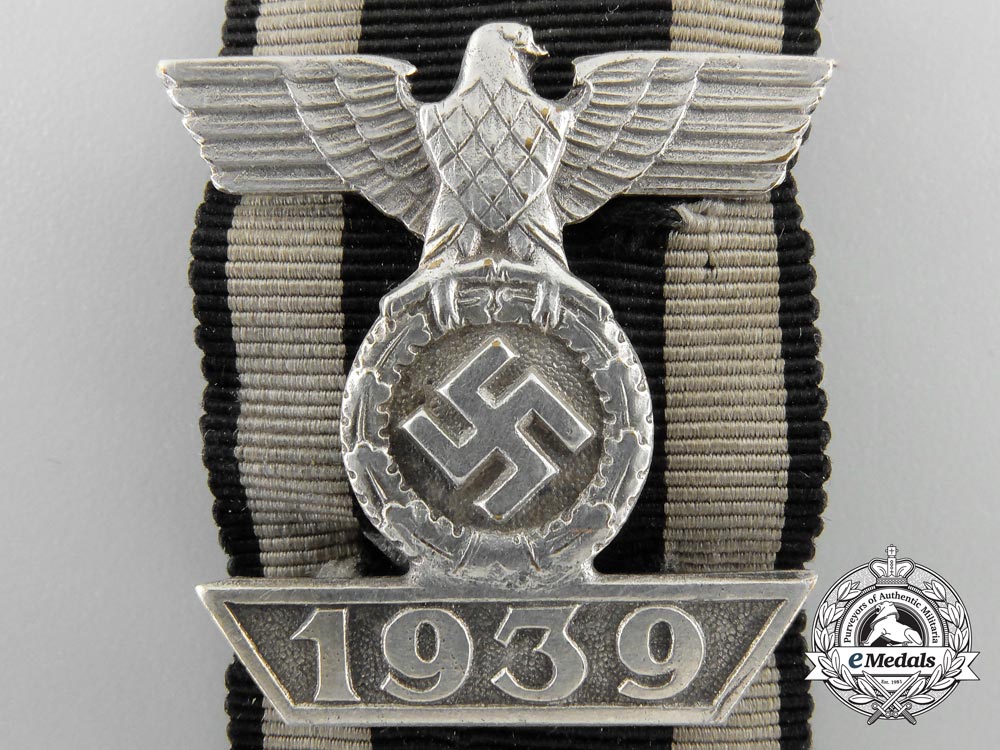 a_clasp_to_the_iron_cross1939_by_c.e.juncker_a_3722