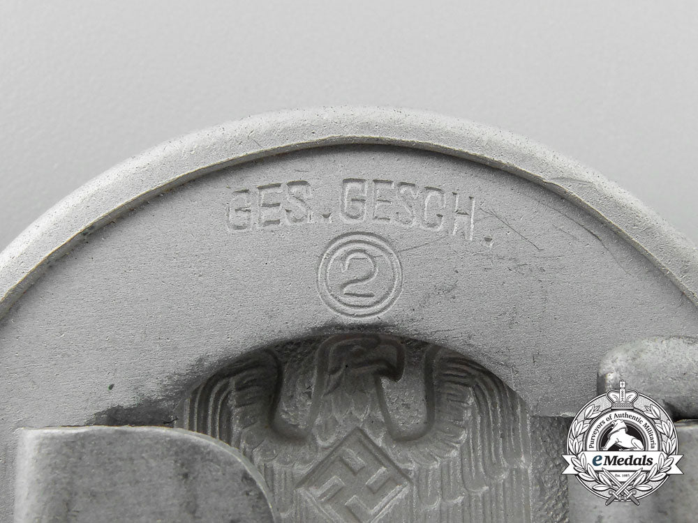 a_red_cross_officer's(_leader's)_belt_with_buckle_in_carrying_case;_published_example_a_3737