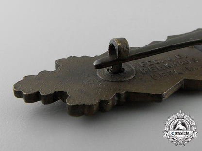 a_mint_bronze_grade_close_combat_clasp_by_a.g.m.u.k._a_4020