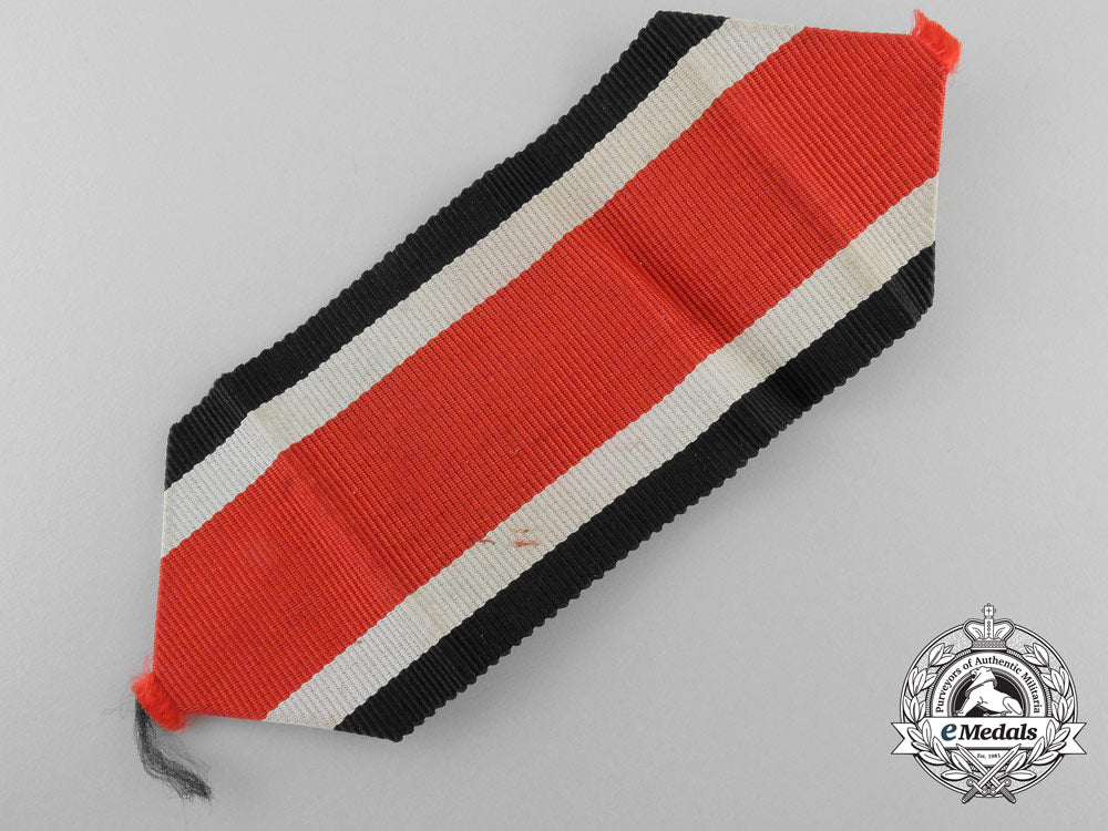 a_neck_ribbon_for_knight’s_cross_of_the_iron_cross1939_a_4067