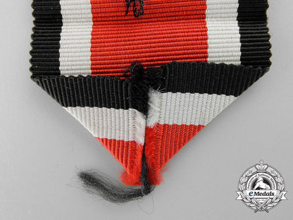a_neck_ribbon_for_knight’s_cross_of_the_iron_cross1939_a_4070