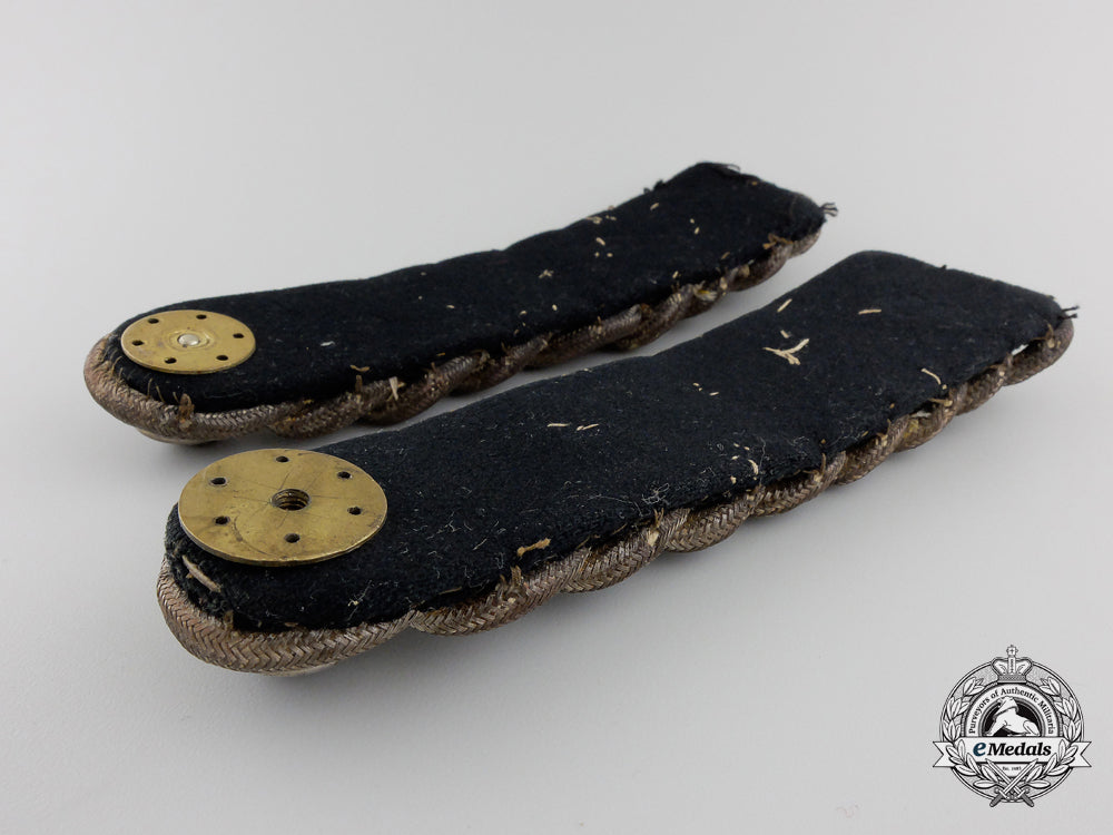 a_pair_of_unusual_early_canadian_militia_officer’s_epaulettes_a_428