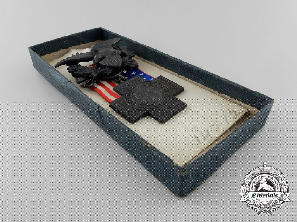 an_american_united_spanish_war_veterans_medal_with_box_a_4284_1
