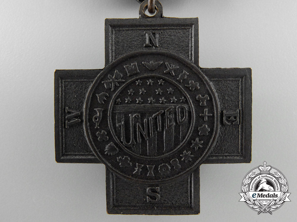 an_american_united_spanish_war_veterans_medal_with_box_a_4288_1