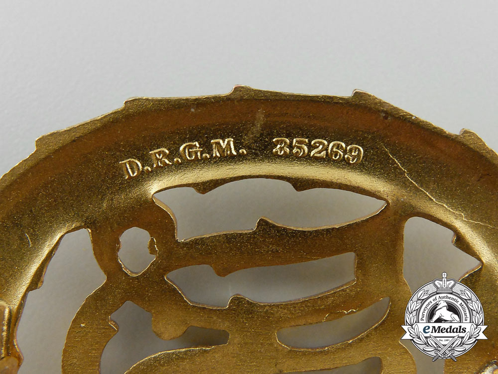 a_dra_sports_badge;_gold_grade_a_4424