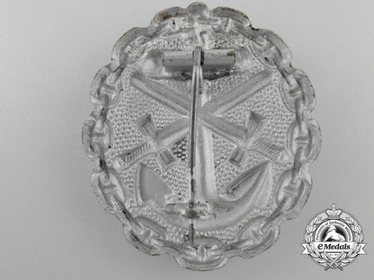 a_first_war_german_naval_wound_badge;_silver_grade_a_4674