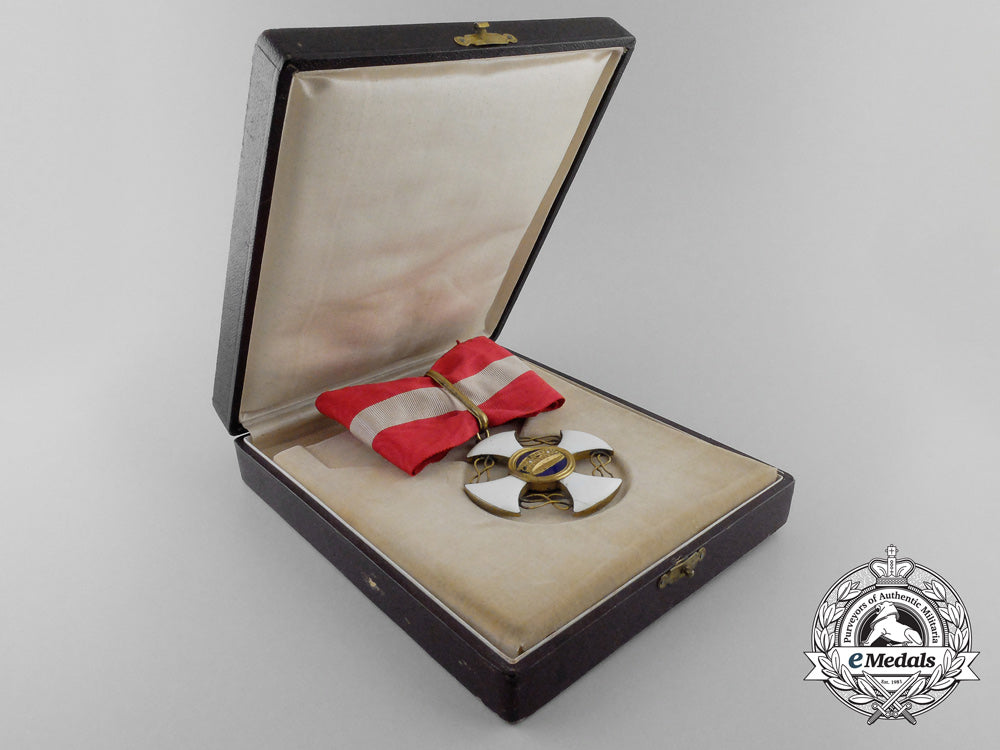 italy,_kingdom._an_order_of_the_crown,_iii_class_commander_with_case_a_4785