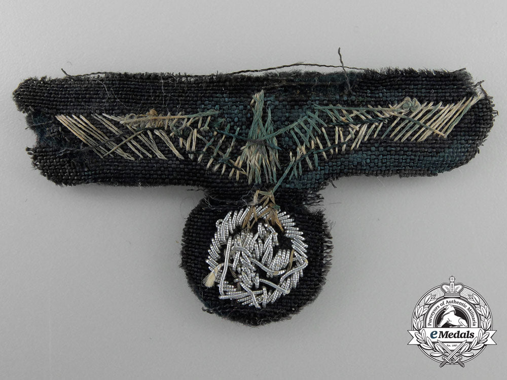 a_set_of_army_officer_visor_wreath&_eagle_insignia_a_4897