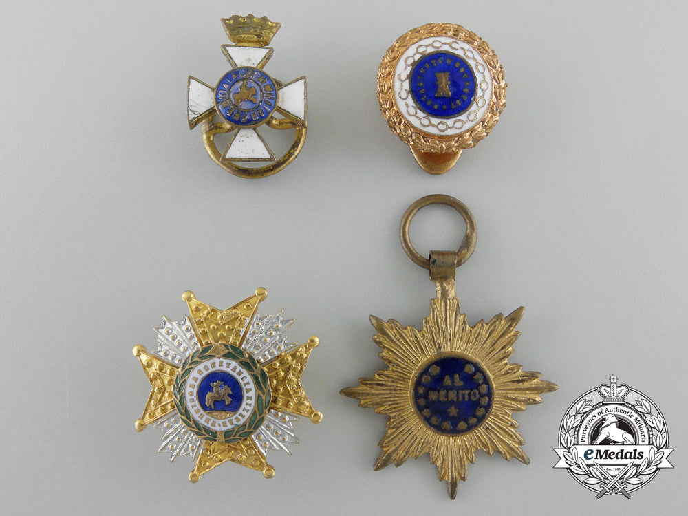 spain,_kingdom._a_lot_of_four_miniature_orders&_decorations_a_5105_1