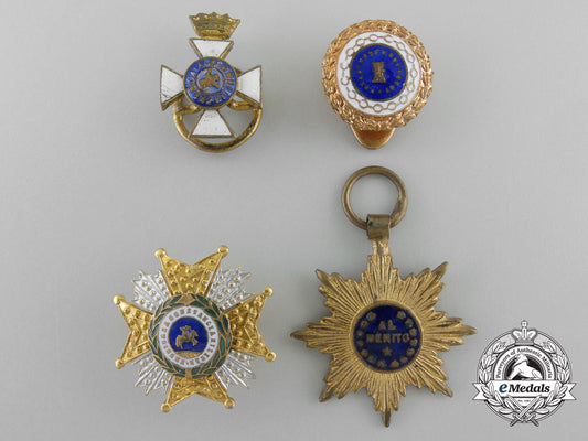 spain,_kingdom._a_lot_of_four_miniature_orders&_decorations_a_5105_1