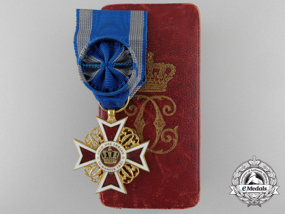 an_order_of_the_romanian_crown;_officers_cross1881-1932_with_case_a_5132