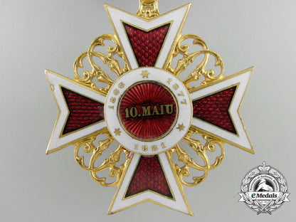 an_order_of_the_romanian_crown;_officers_cross1881-1932_with_case_a_5137
