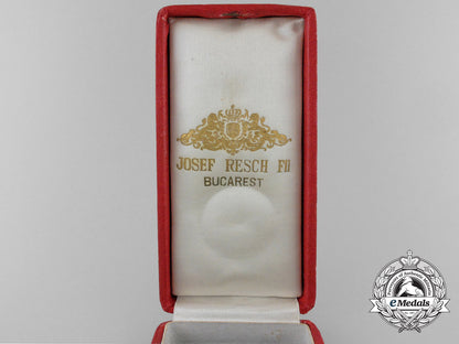 an_order_of_the_romanian_crown;_officers_cross1881-1932_with_case_a_5142
