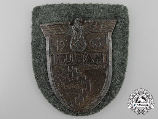 an_army_issued_kuban_campaign_shield_by_josef_feix&_sohn_a_5221