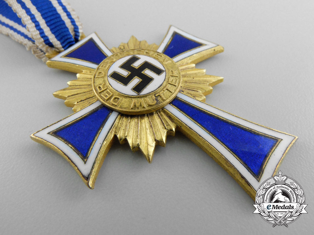 a_german_mother's_cross,_gold_grade_a_5456