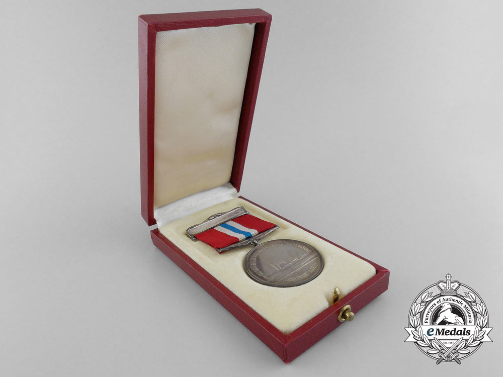 a_norwegian_society_for_sea_rescue_medal_a_5775