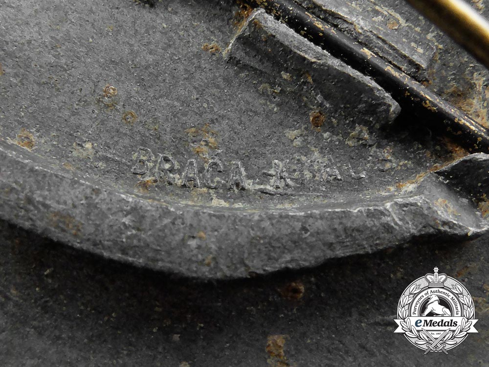 a_second_war_croatian_home_guard_gendarmerie_leaders_badge_a_5940