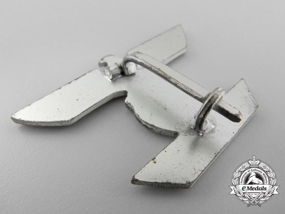 a_mint_clasp_to_the_iron_cross1939_by_b.h._mayer;1_st_class_with_case_a_6149