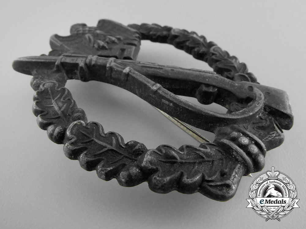 a_silver_grade_infantry_badge_by_gebruder_wegerhoff,_lüdenscheid_a_6163